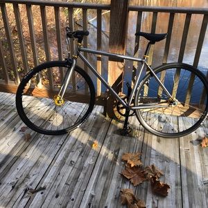 Meet your Posher, Anthony